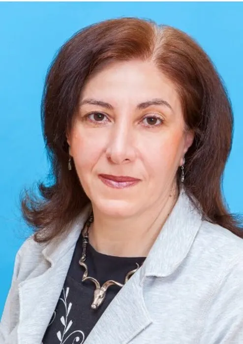 Днкикян Айкуи Вардгесовна.jpg