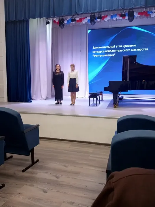 f2fd6d81-d8f6-40fc-a2da-c7ad26c73a2b